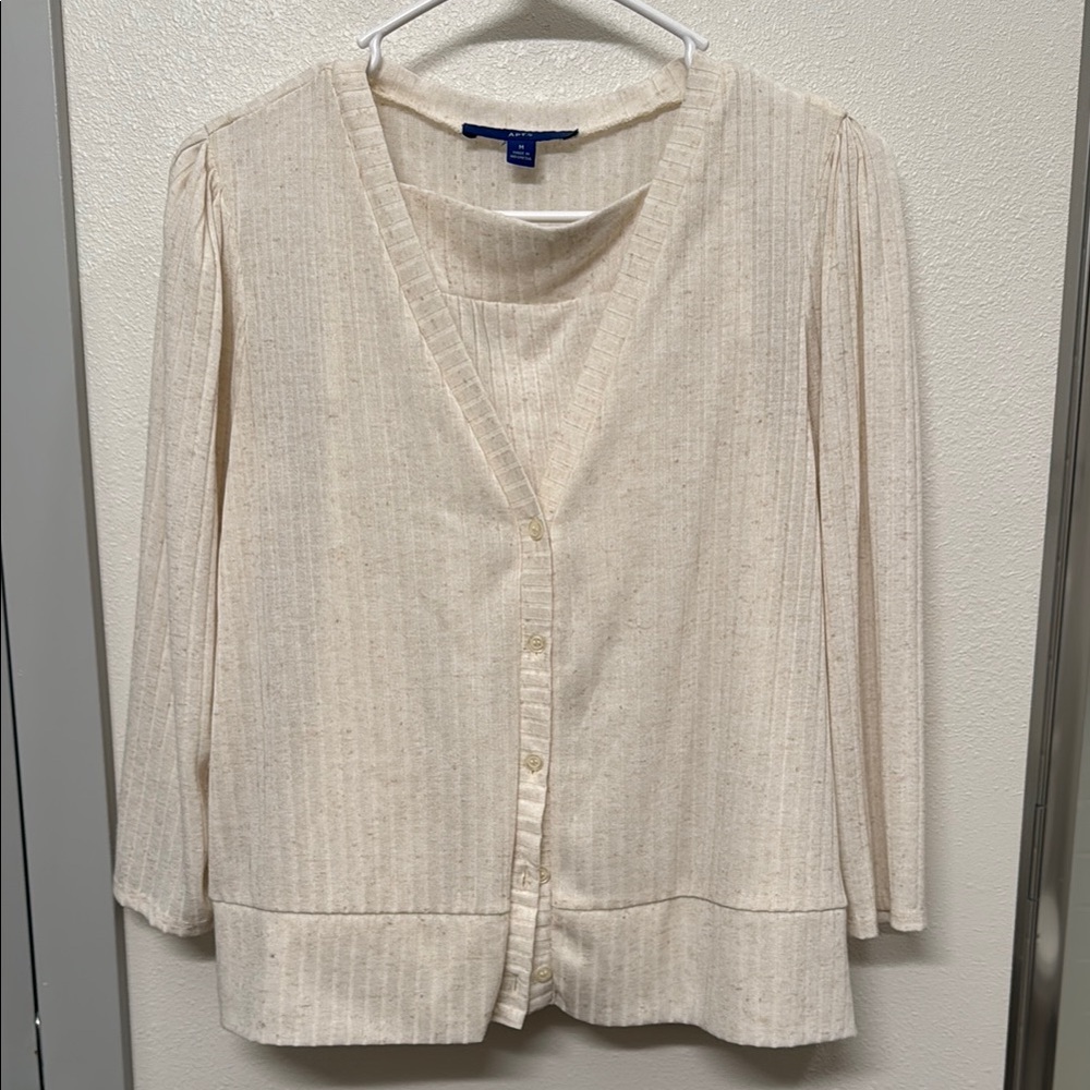 Apt. 9 Cream Ribbed Buttoned Blouse
